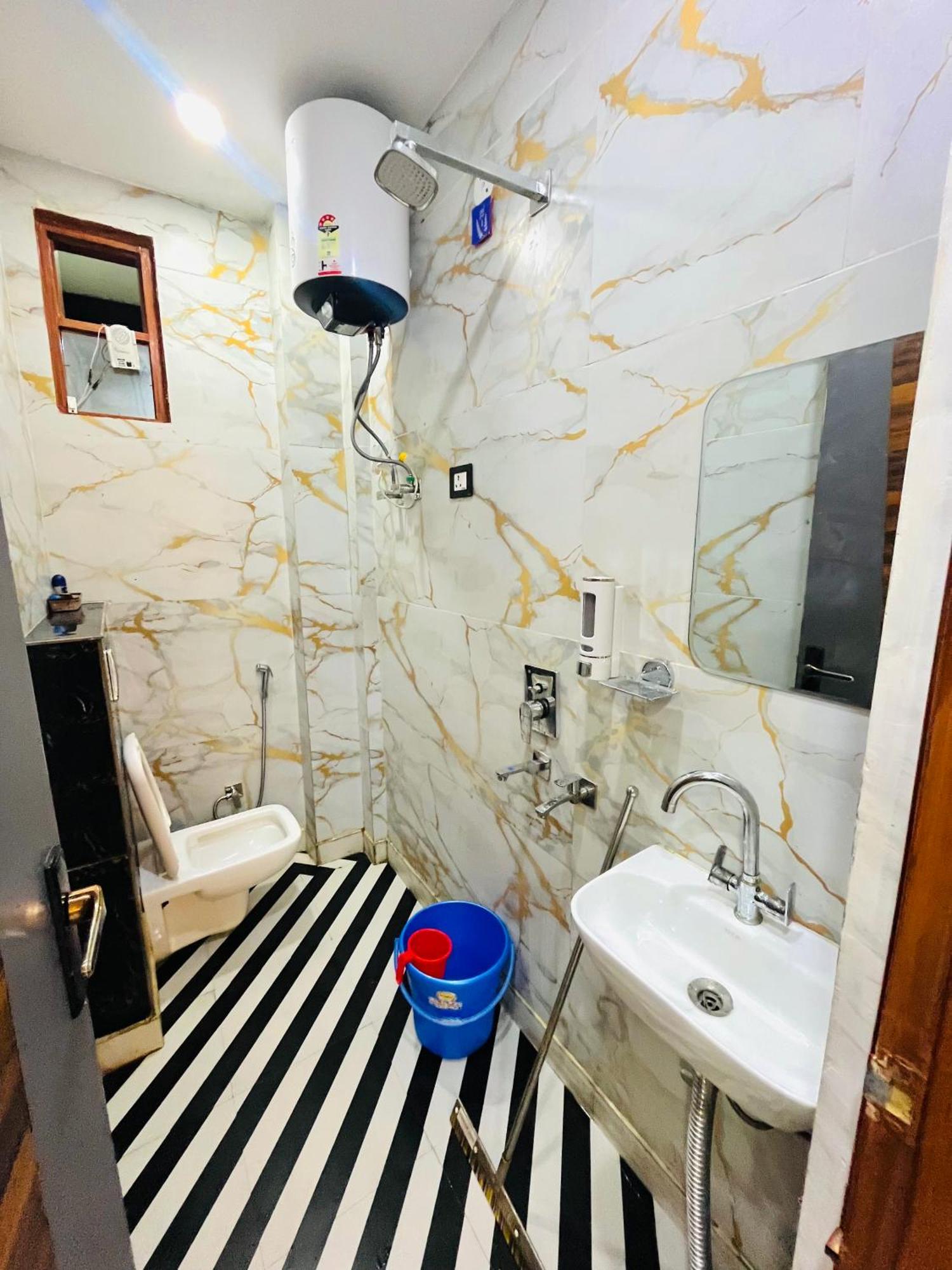 Luxury 1 Bhk Flat In *