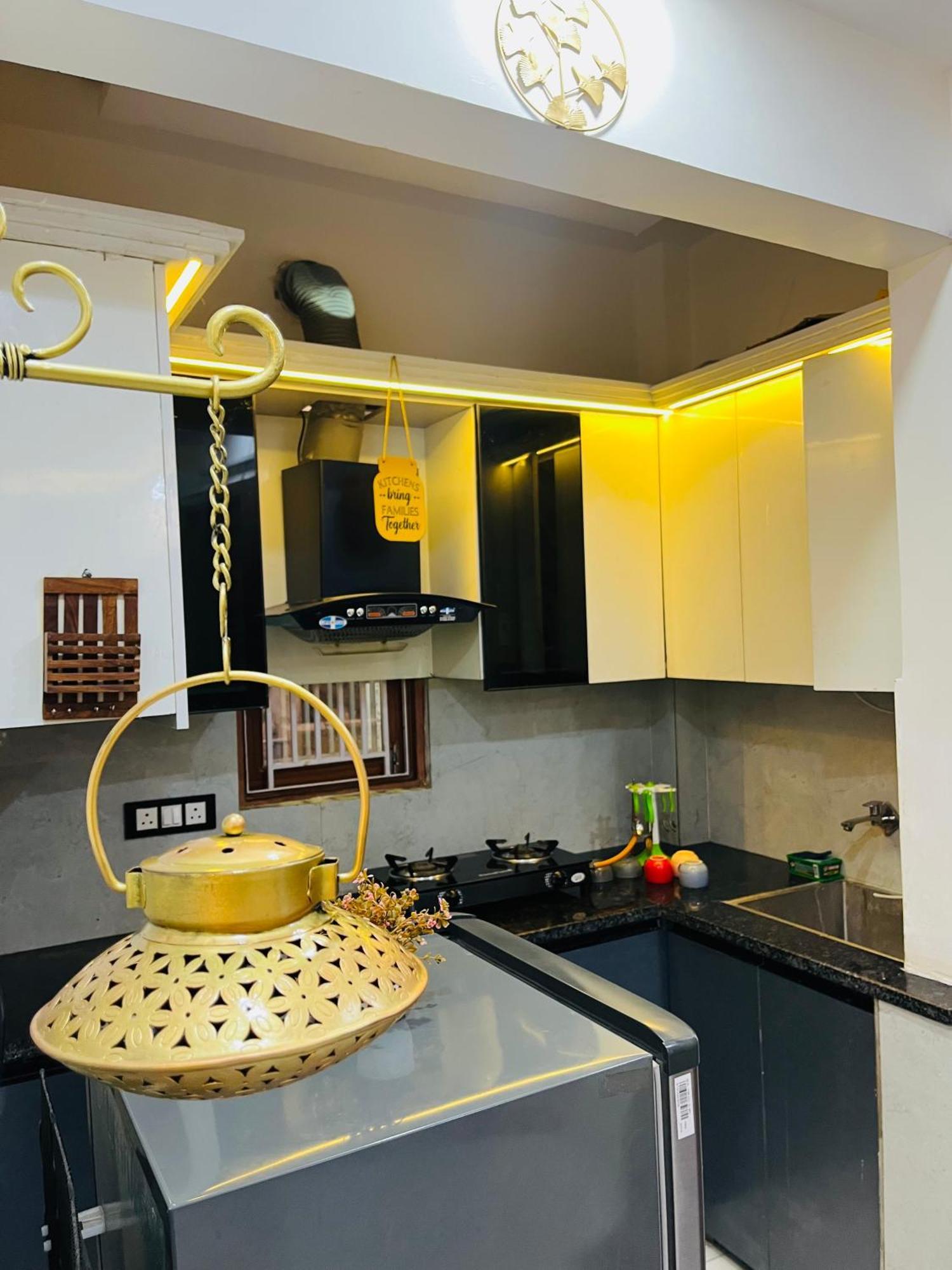 Luxury 1 Bhk Flat In Apartment New Delhi