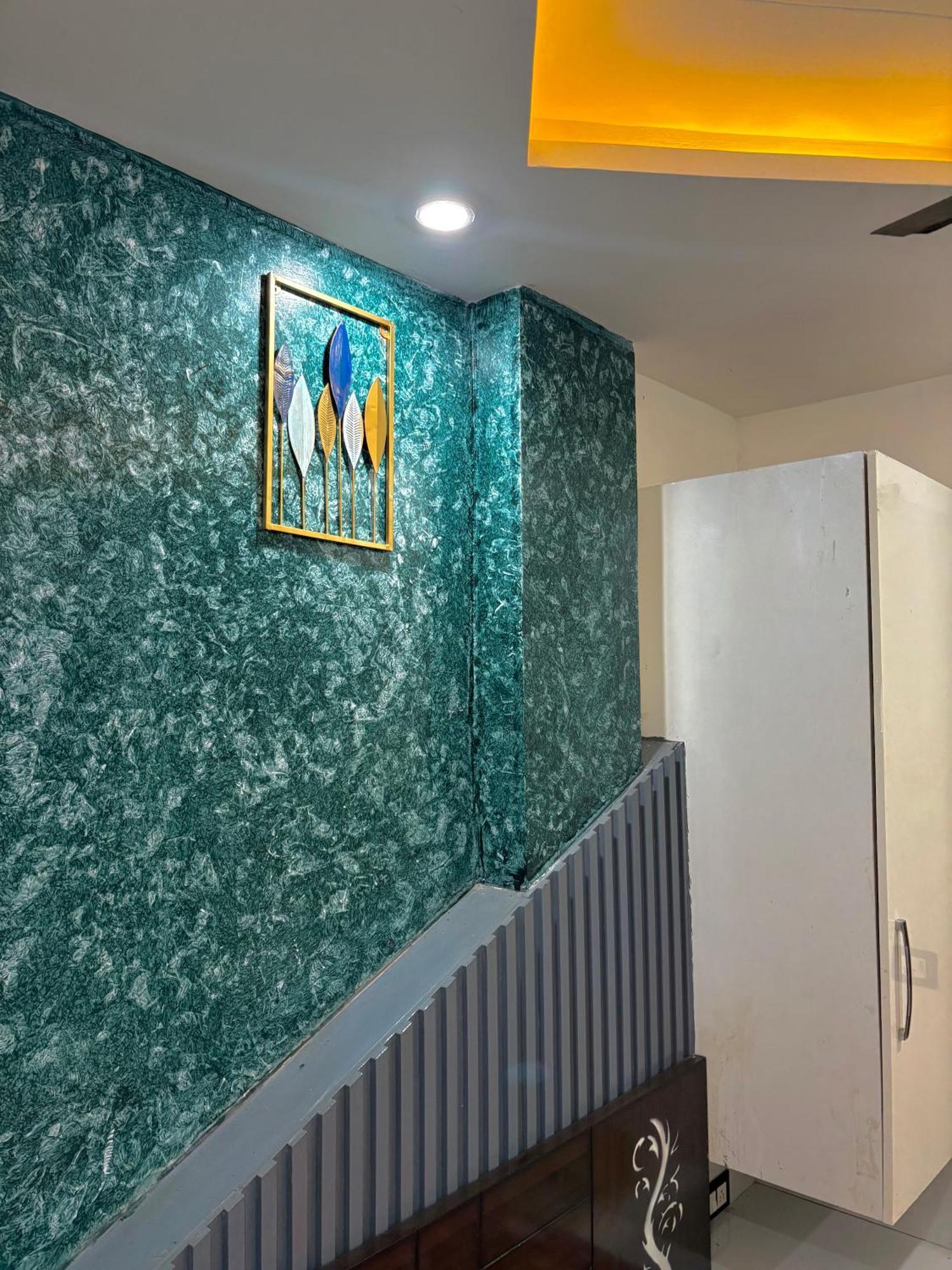 Luxury 1 Bhk Flat In Apartment