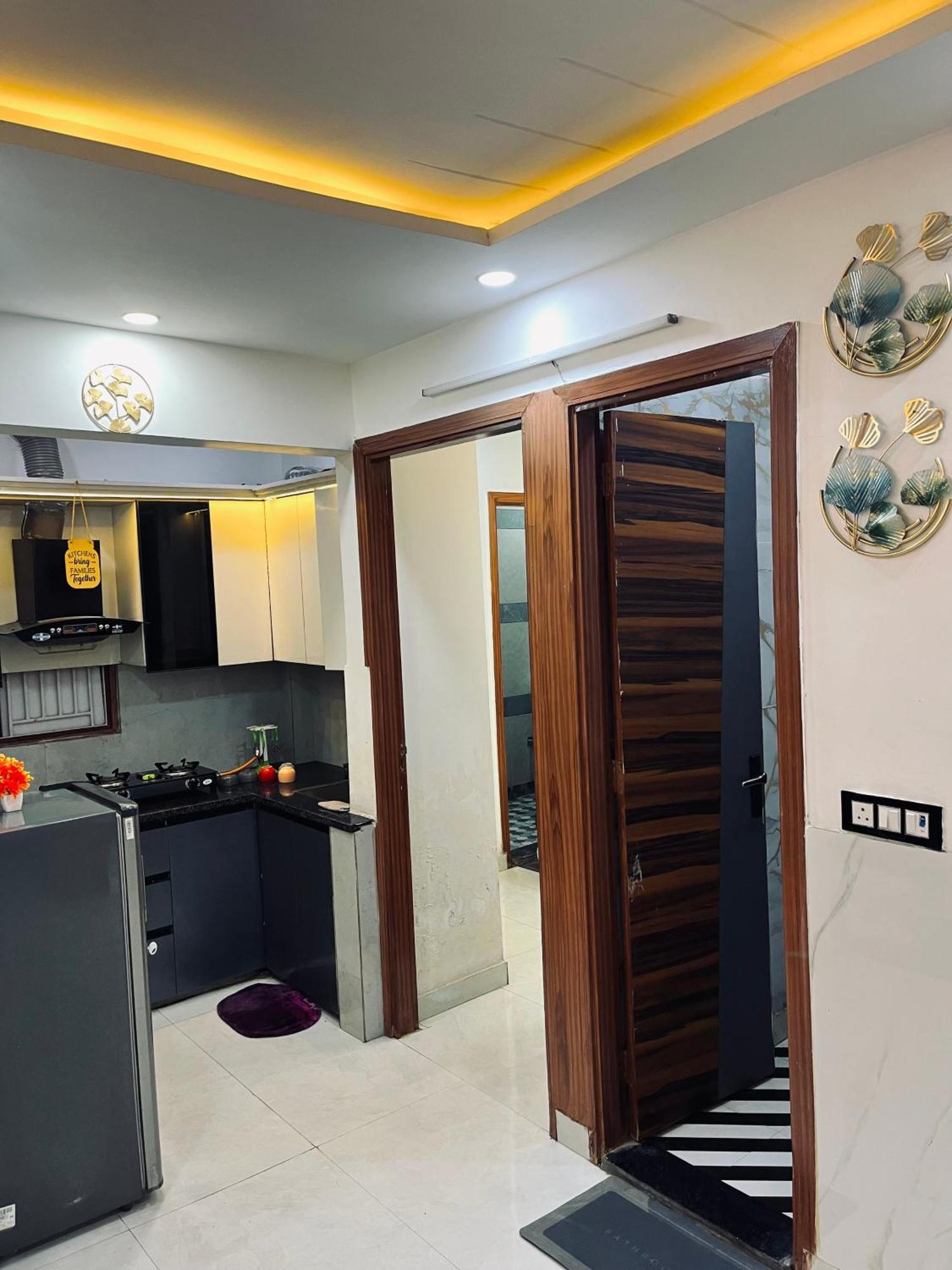 Luxury 1 Bhk Flat In Apartment