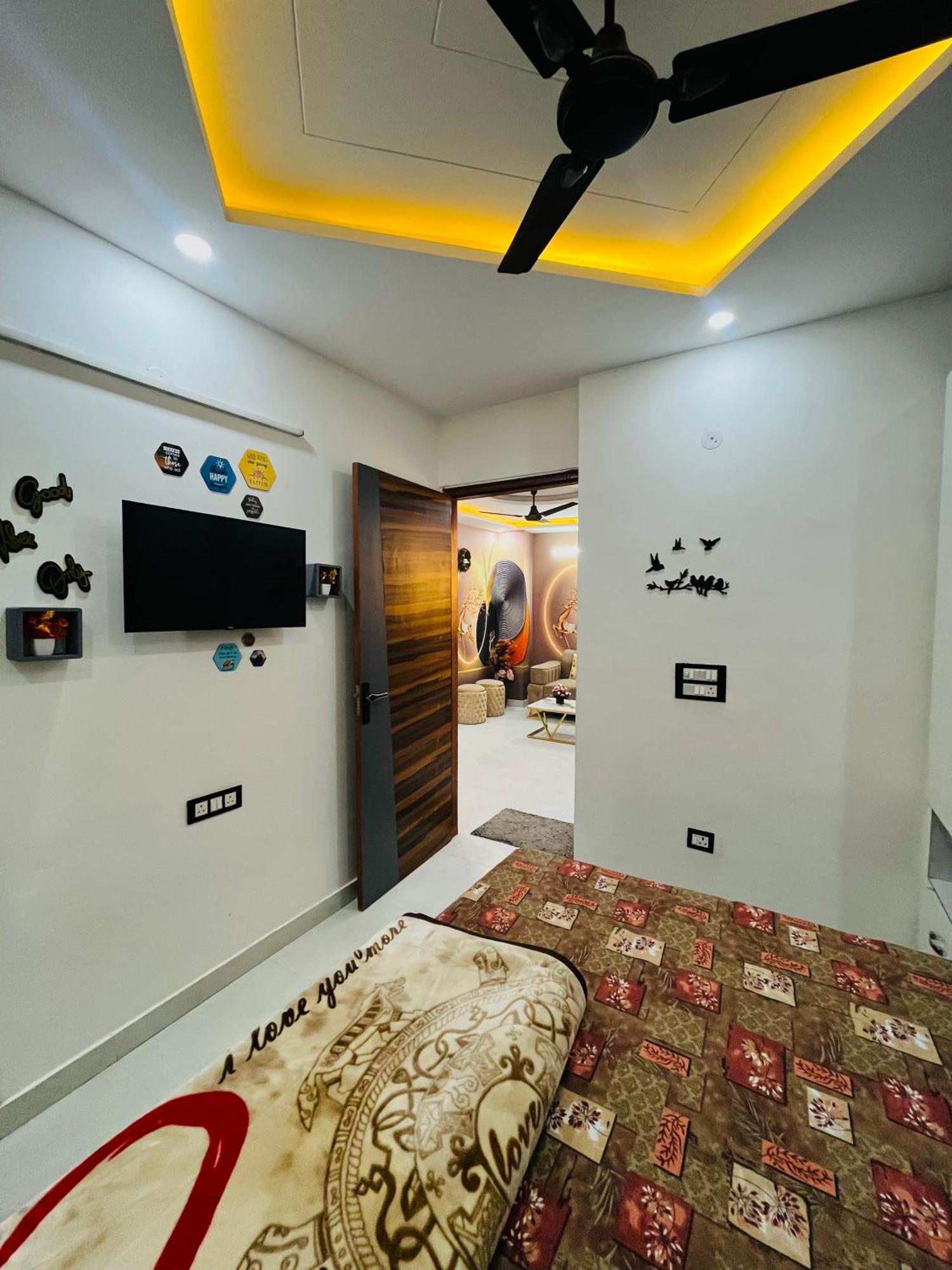 Luxury 1 Bhk Flat In