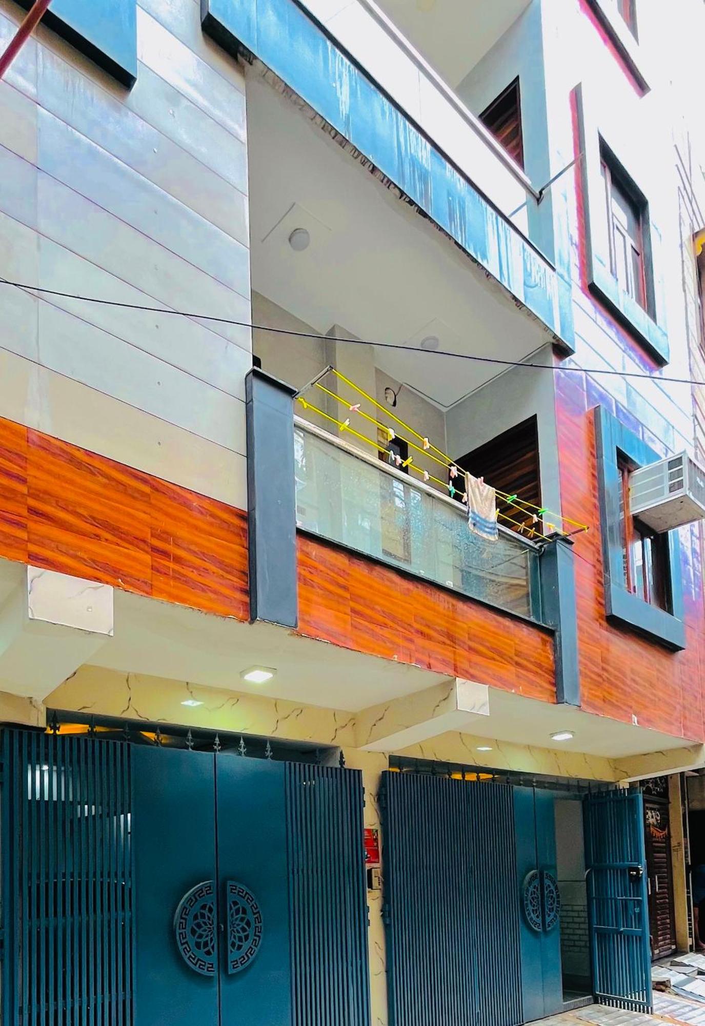 Apartment Luxury 1 Bhk Flat In New Delhi